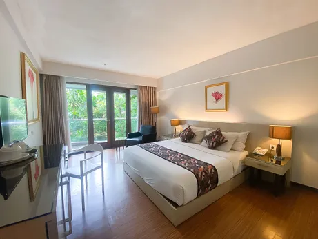 Klub Bunga Theme Park Hotel Batu area wahana dan kolam renang keluarga